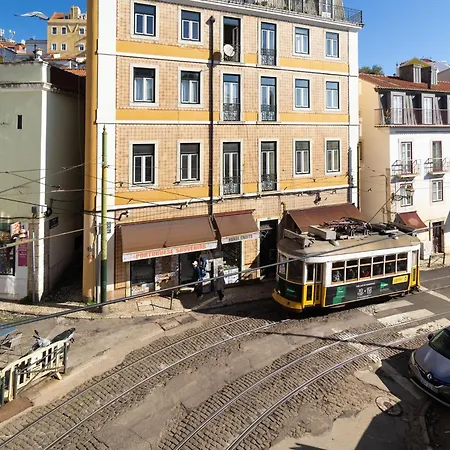 Appartement Discover Lisbons History - Stylish In Alfama Lissabon